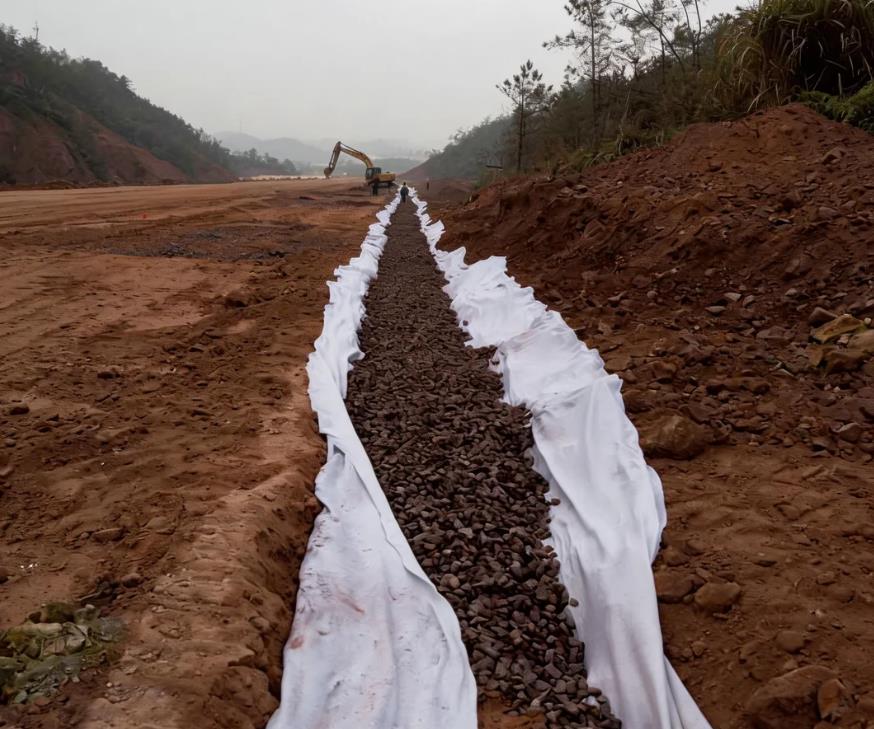 盲沟施工